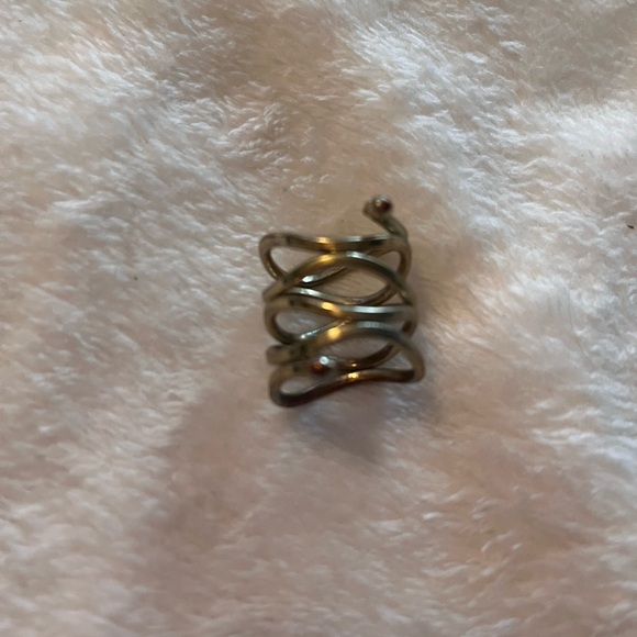 TWIST DESIGN RING - Picture 3 of 5